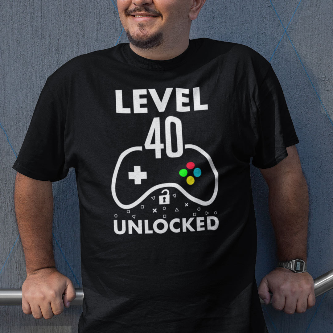 Level 40 Unlocked 40th Birthday Gaming Shirt