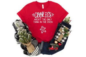 Christmas Pregnancy Announcement Shirt, Cookies Aren’t The Only Thing In The Oven stirtshirt