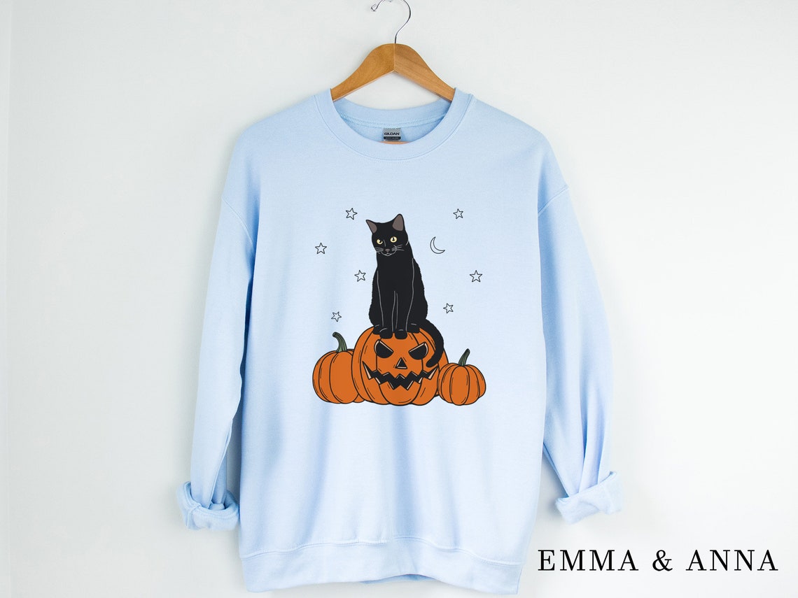 Halloween Sweatshirt, Halloween Sweater, Cat on Pumpkin Sweatshirt, Black Cat Sweatshirt, Halloween Crewneck, Black Cat Shirt, Spooky Season