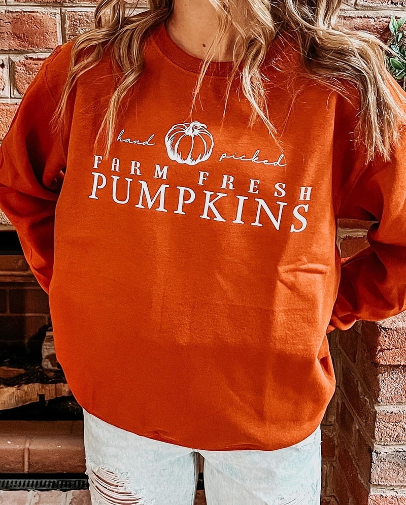 Hand Picked Farm Fresh Pumpkins Burnt Orange Crewneck or Tee / Fall T-Shirts / Fall Crewnecks / Fall Outfits / Fall Shirts / Fall