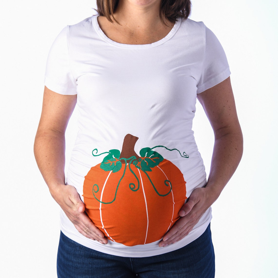 Pumpkin Maternity Shirt, Halloween maternity Shirt, Pregnant Halloween Costume, Pumpkin Spice Gender Reveal, Funny maternity, white tee