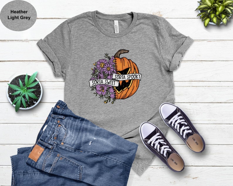 Sorta Sweet Sorta Spooky, Funny Halloween Shirts, Hallowen Women Sweatshirt, Halloween Party, Trick or Treat Tee,Girl Hallowen, Gift for Her