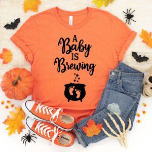 Baby brewing halloween pregnancy shirt, halloween maternity shirt, halloween pregnancy announcement shirt, halloween pregnancy shirt stirtshirt
