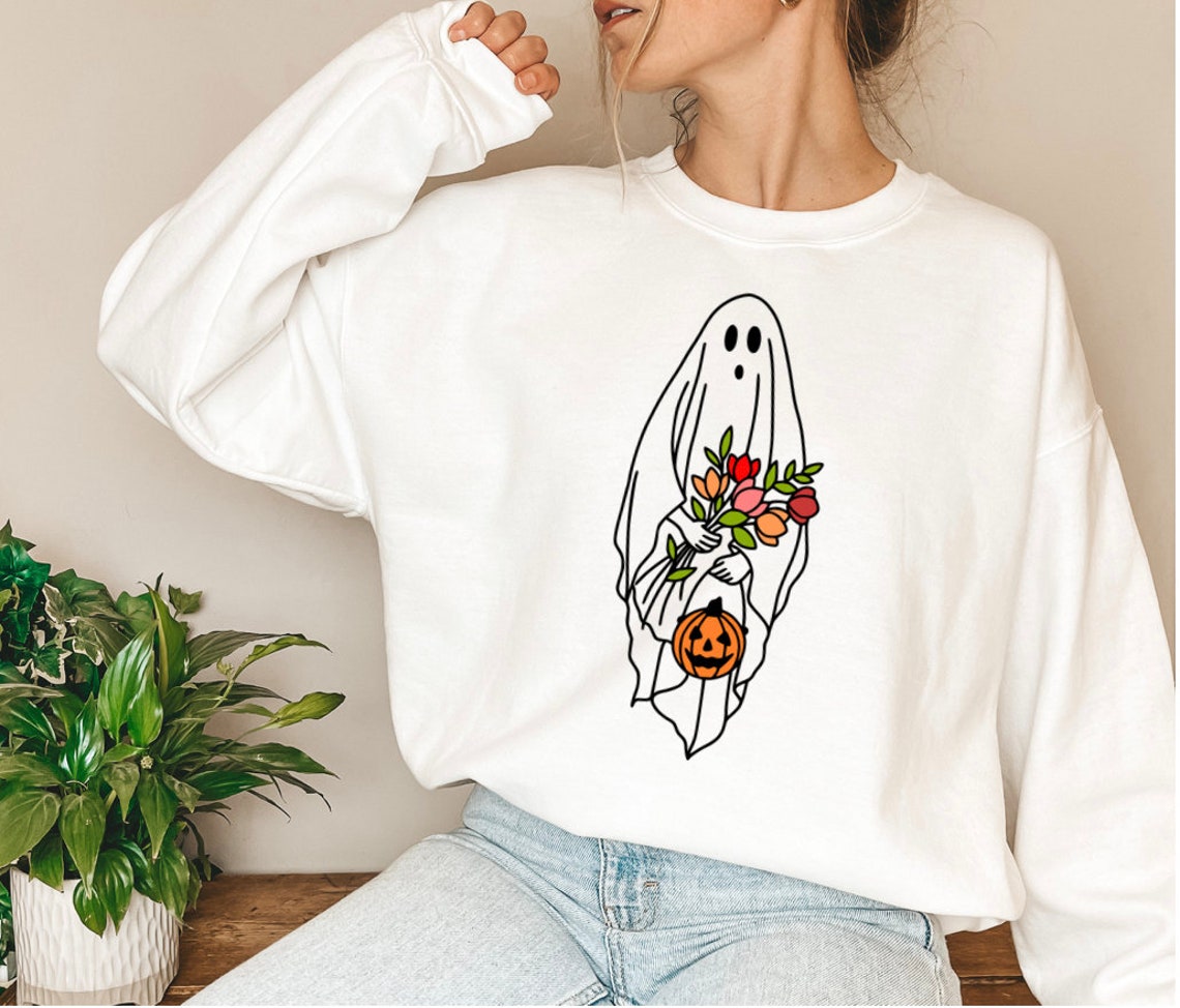 Halloween Ghost Shirt, Halloween Party Shirt, Floral Ghost Shirt, Autumn Shirt, Trick or Treat Shirt, Cute Ghost, Halloween Pumpkin Gift