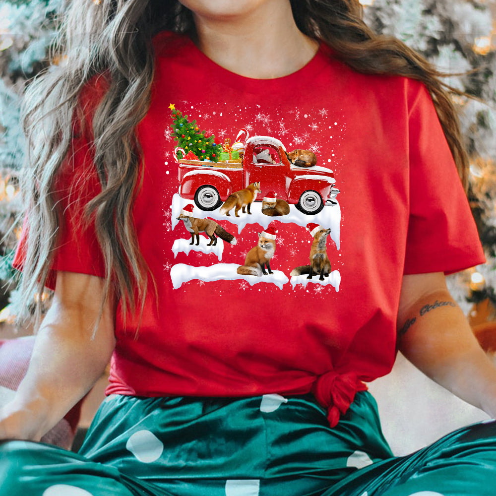 Fox Red Truck Christmas Tree Dark Classic T Shirt