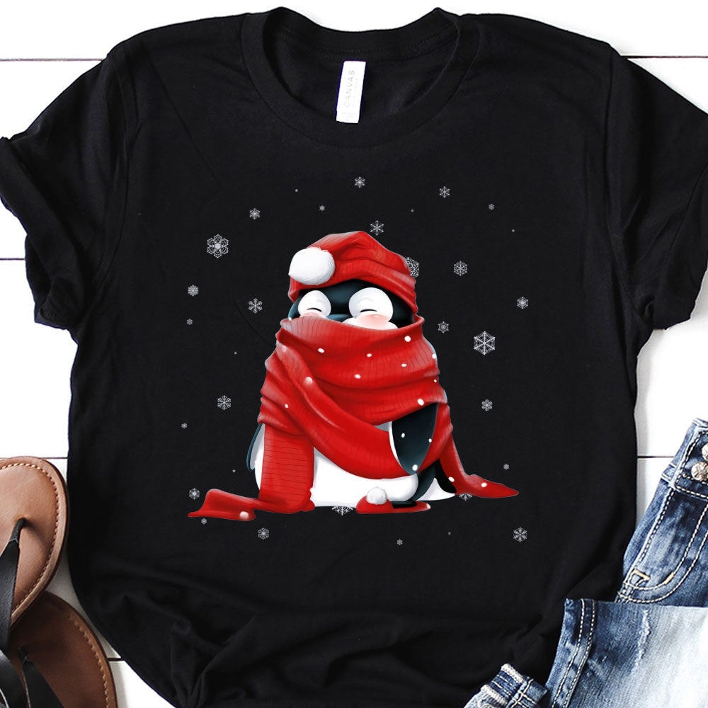 Penguin Christmas Snow Dark Classic T Shirt