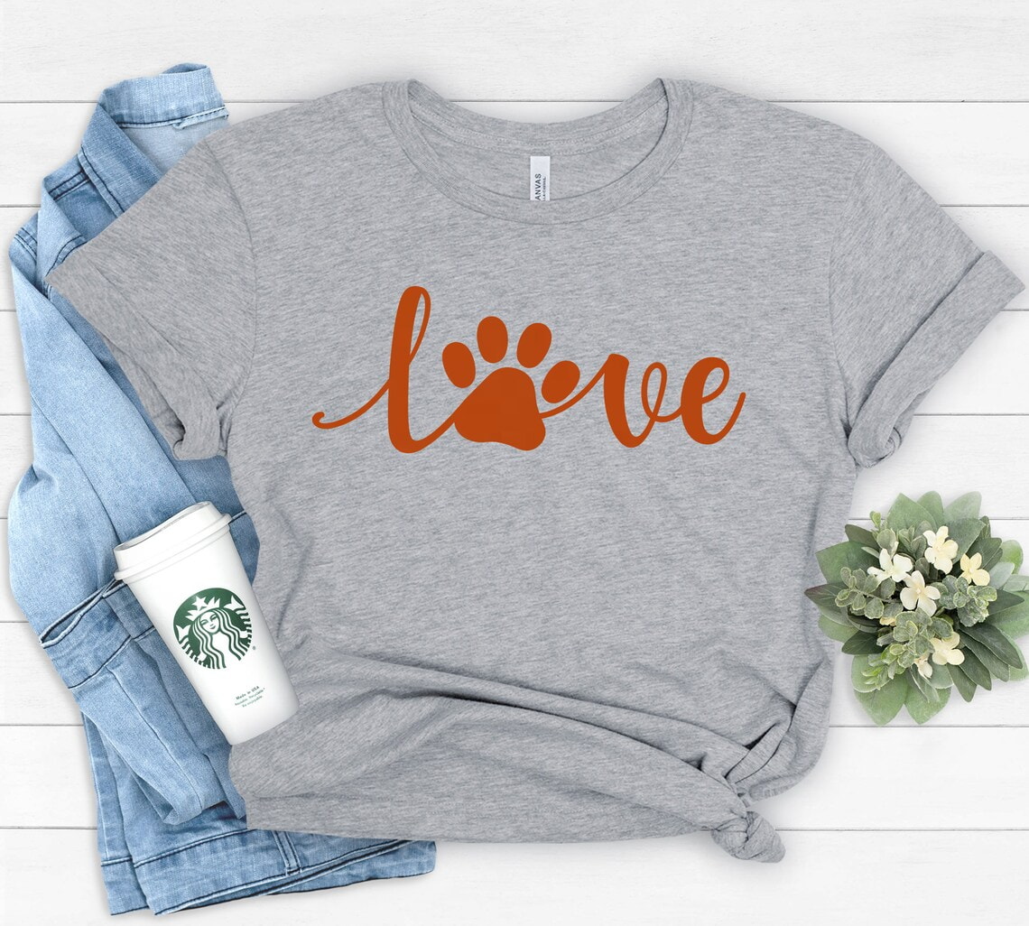 T-shirt for women, love PAW shirt, women's dog lover shirt