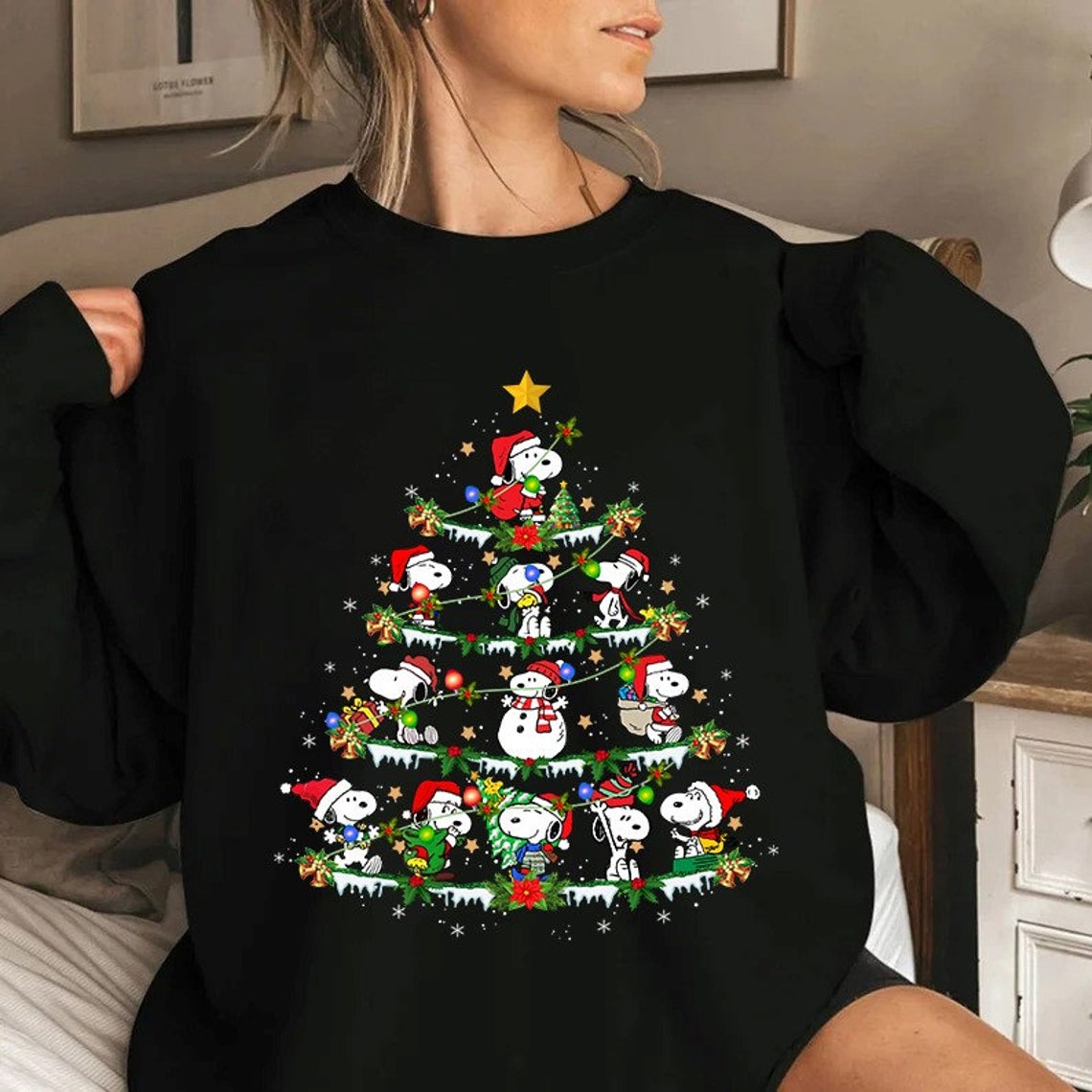 Vintage Snoopy dog Christmas Tree Crewneck Shirt