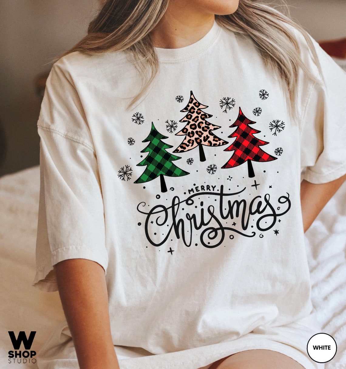 Cute Leopard Print Holiday Christmas Tree Shirt