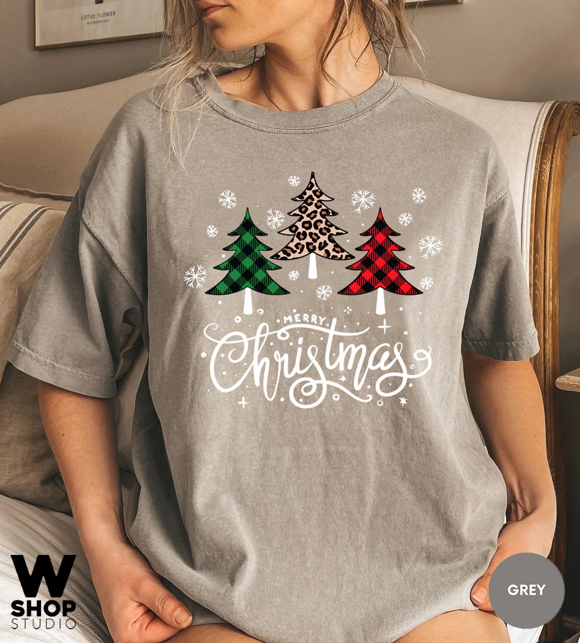 Cute Leopard Print Holiday Christmas Tree Shirt